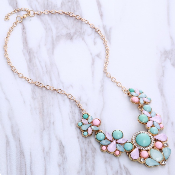 N46 | Pink Blue Beads Geometric Mosaic Necklace - Picture 3 of 7